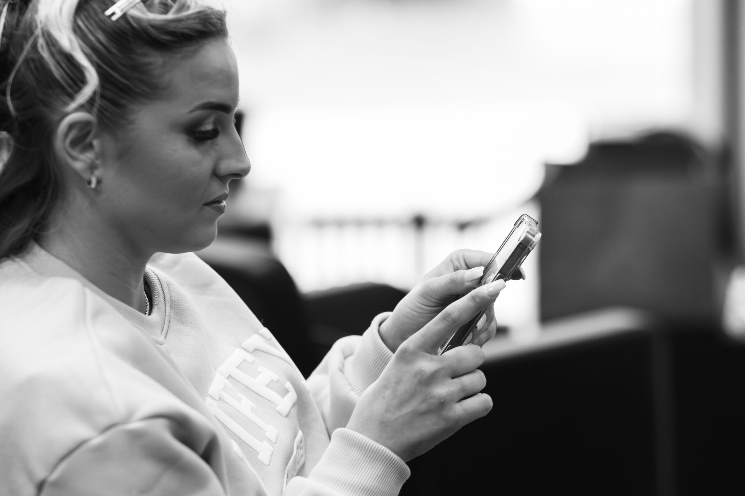 Hochzeitsfotograf Westerwald Hochzeitsfotografin Hochzeitsfotograf Hachenburg Hochzeitsfotograf Altenkirchen Hochzeitsfotograf Koblenz Diez Limburg Hochzeit fotografieren heiraten Hochzeit feiern Fotograf buchen wedding photographer Jana Bleich Fotografie Fotograf fotografieren Videograf Jana Jana Bleich Fotografie heiraten 2025 heiraten 2026 2027 Bad Ems VonundZu italienische Hochzeit Freie Trauung Alana Brautmoden Theis Herrenmoden