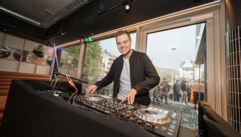 BLS EVENTS Hochzeitsdienstleister Hochzeitsbranche heiraten DJ buchen