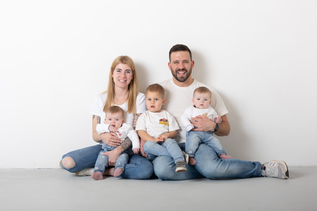 Jana Bleich Fotografie Jana Bleich Winkelbach Fotografie Familienfotografin Hochzeitsfotografie Businessfotografie Familien Fotografin Hachenburg Winkelbach deutschlandweit Einstudio Fotostudio Mietstudio